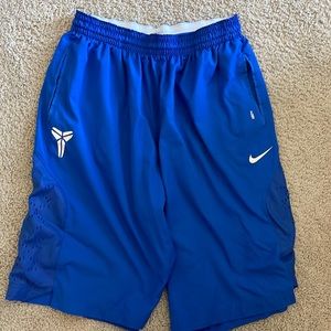 Kobe Bryant Shorts - Nike XL
